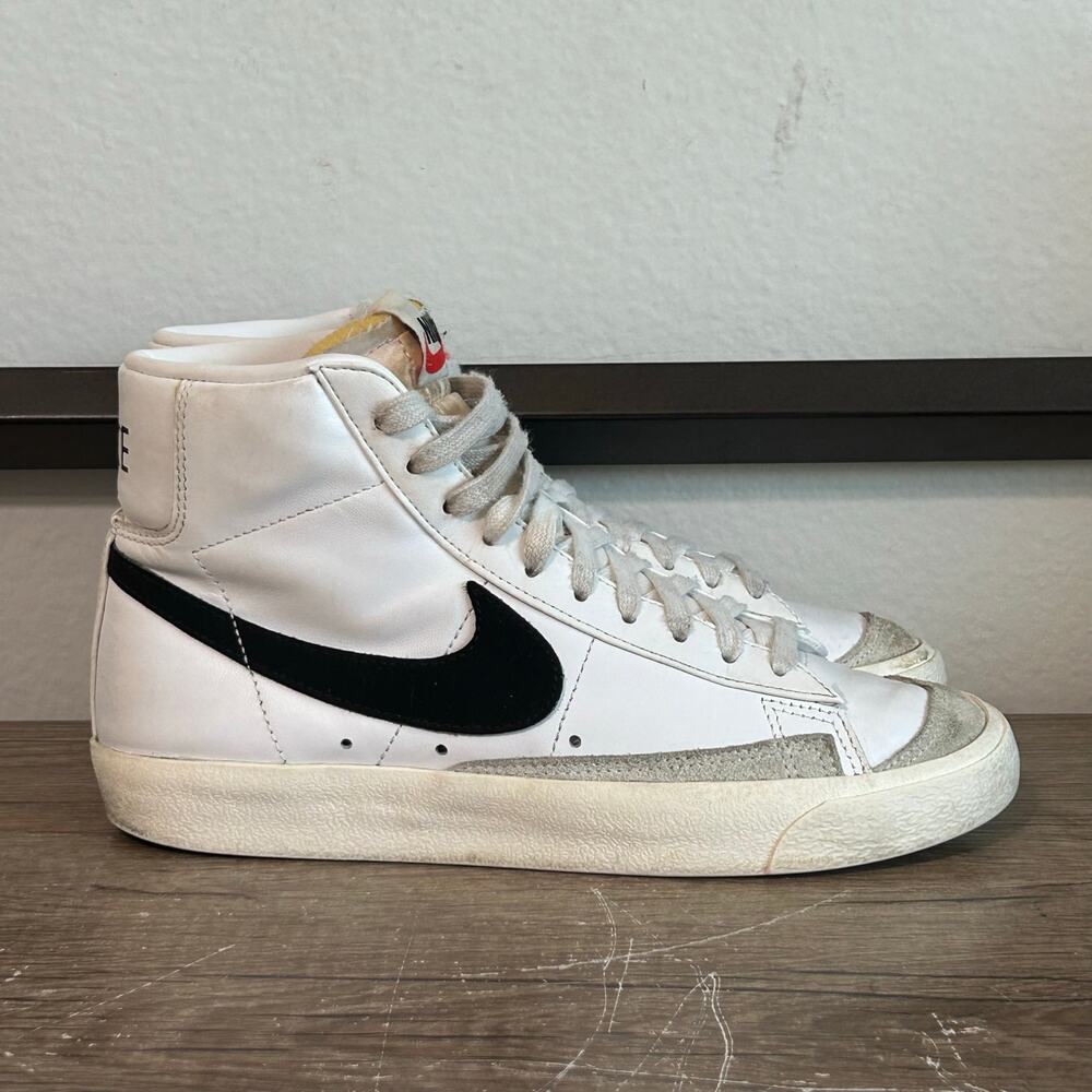 Nike Blazer Mid 77 (CZ1055-100) Women’s Athletic Shoes Sneakers Size 6.5 White - Picture 3 of 8